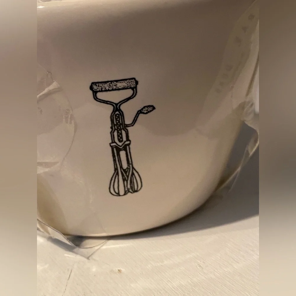 Rae Dunn Cream Measuring Cups with Ribbon Set of 4